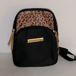 Petunia pickle bottom crossbody